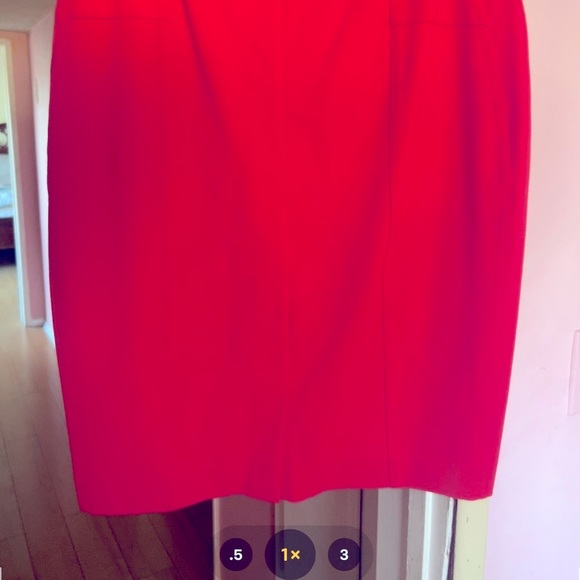 Skirt. New, but no tag. Never worn. - Picture 3 of 10